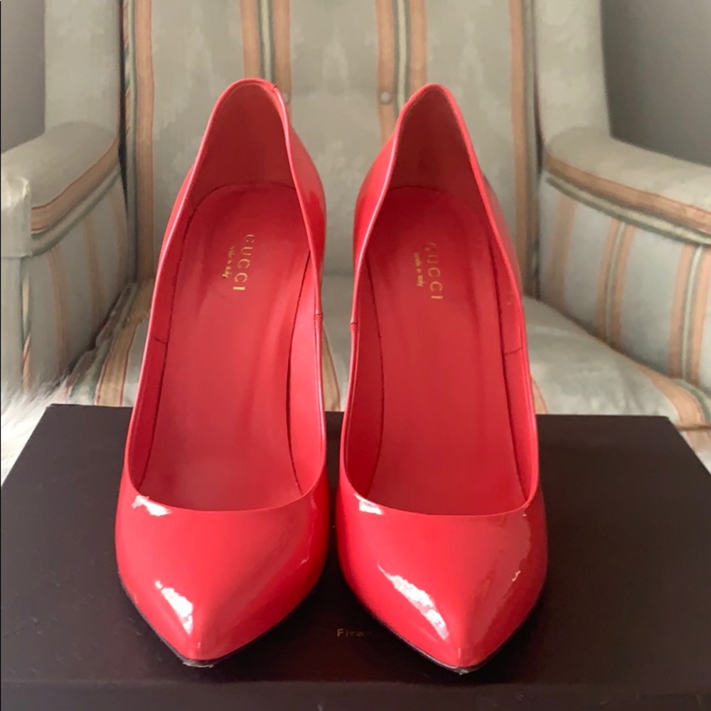 Gucci shoes